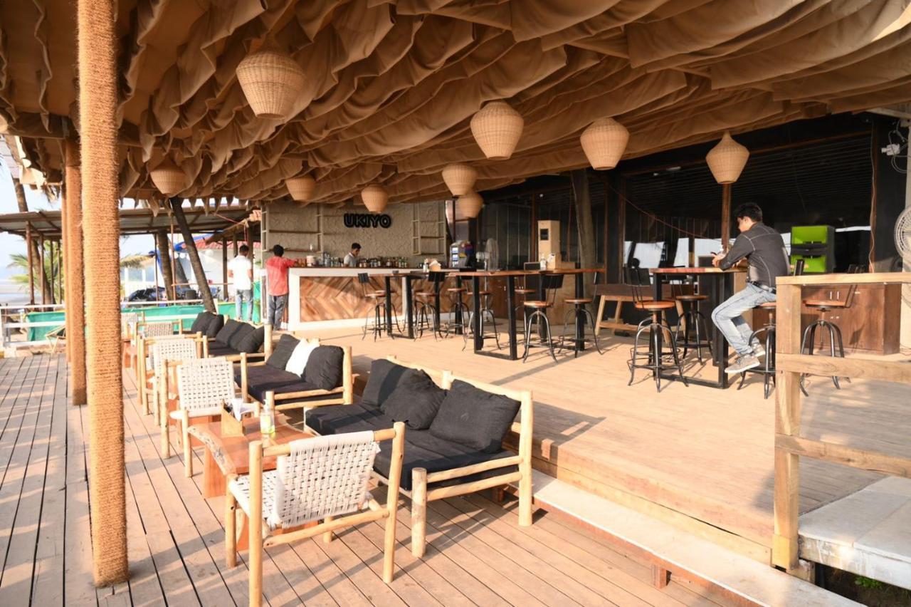 Ukiyo Beach Resort Mandrem Exteriör bild